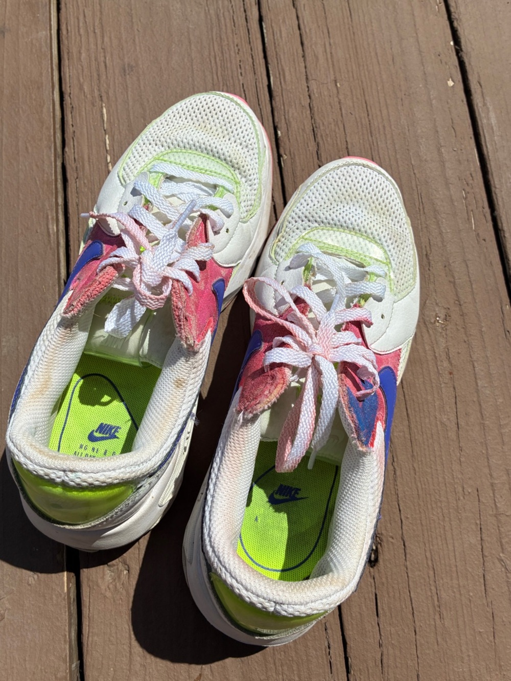 Nike Women’s White Pink Blue Green Athletic Sneakers